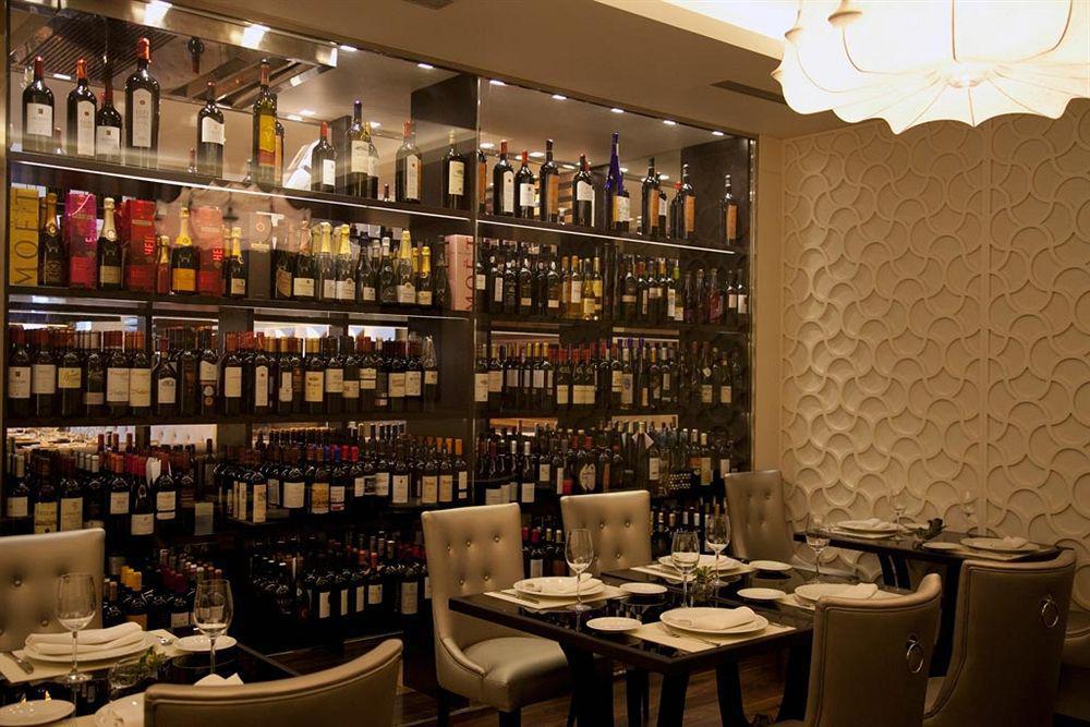 Gran Hotel Nagari Boutique & Spa Виго Экстерьер фото Wine bar in Paris